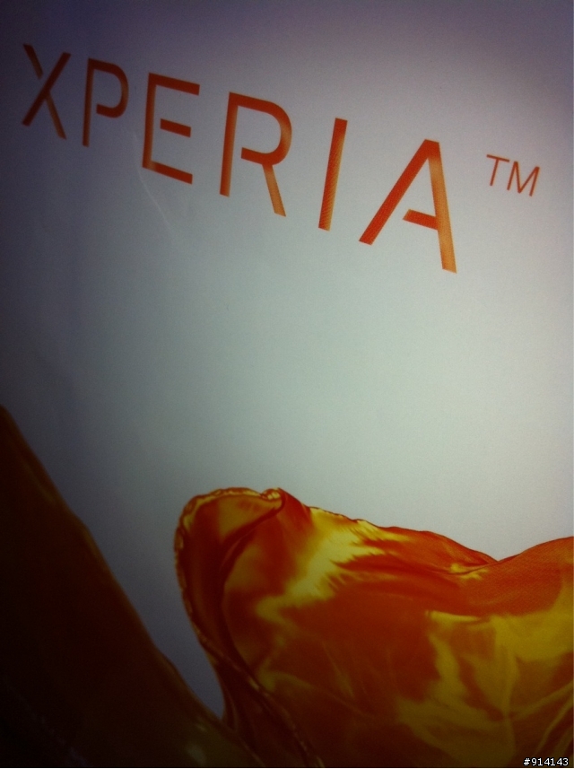 SonyEricsson XPERIA NEO藍，參上（20110405新增古意實拍照）