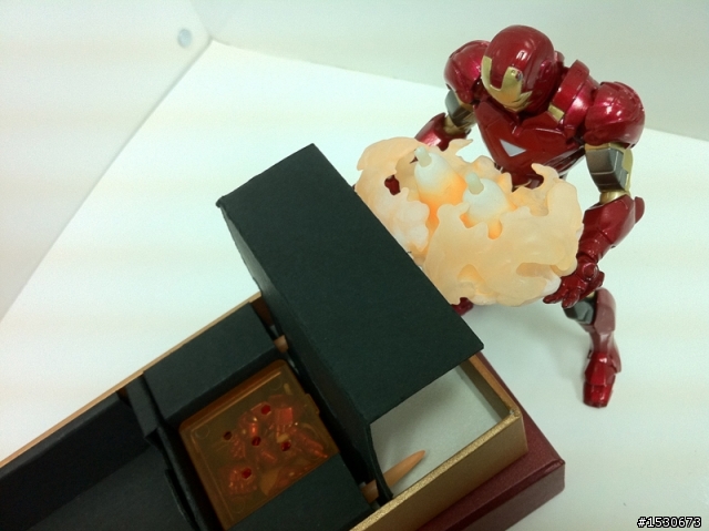 海洋堂輪轉特攝系例【IRON MAN】精美小套房