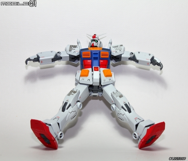 [分享]友機 RX-78    (圖多...慎入)