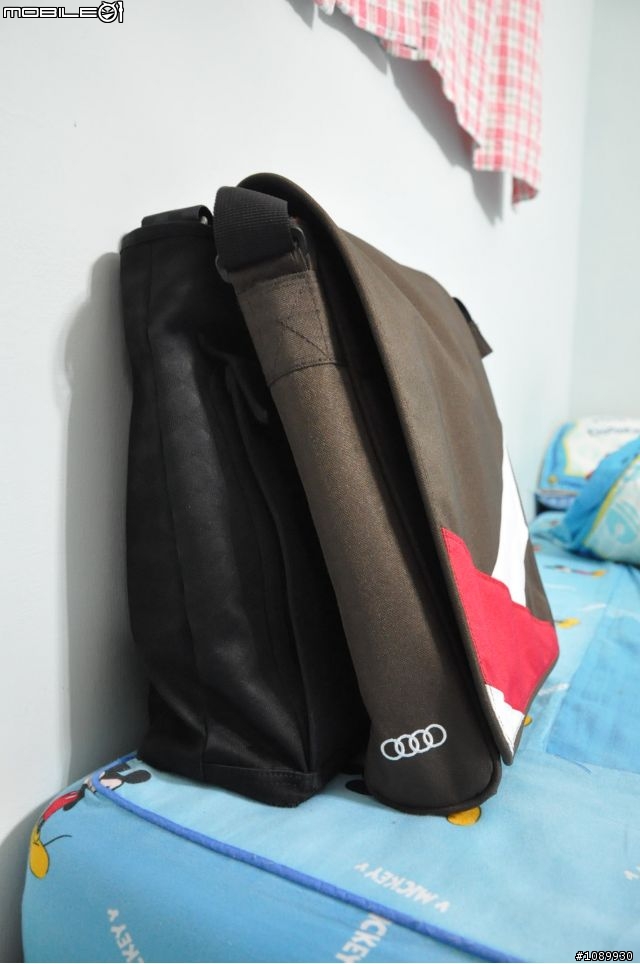 AUDI 魅力奔FUN趴 體驗 + AUDI A1 包包開箱文 XD