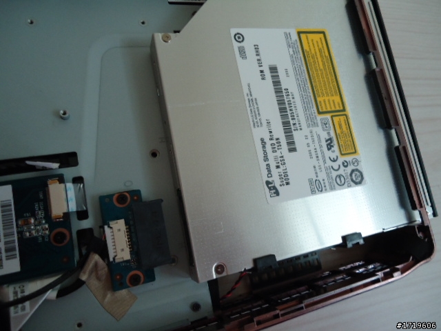 [新手的不專業開箱] Shuttle XS35 LCD背掛 迷你電腦 入門文書機