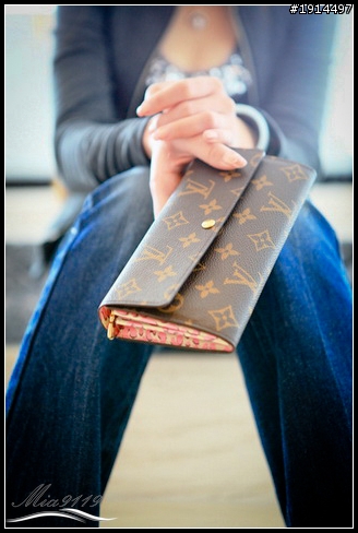 衝著交情買的 LV M60105 SARAH LEOPARD 錢包