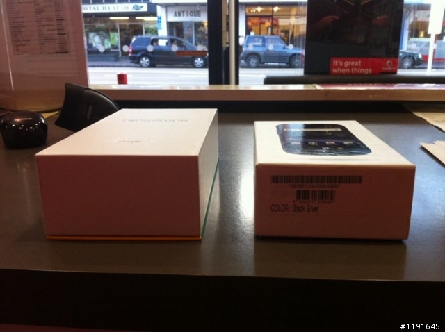 Nexus S 跟 Nexus One 雙開箱!! PK對比!! 燒滾滾!!