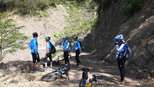 20110226來去高雄寶來小關山林道off road