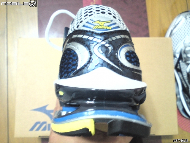 我的Mizuno Wave Creation 12∞
