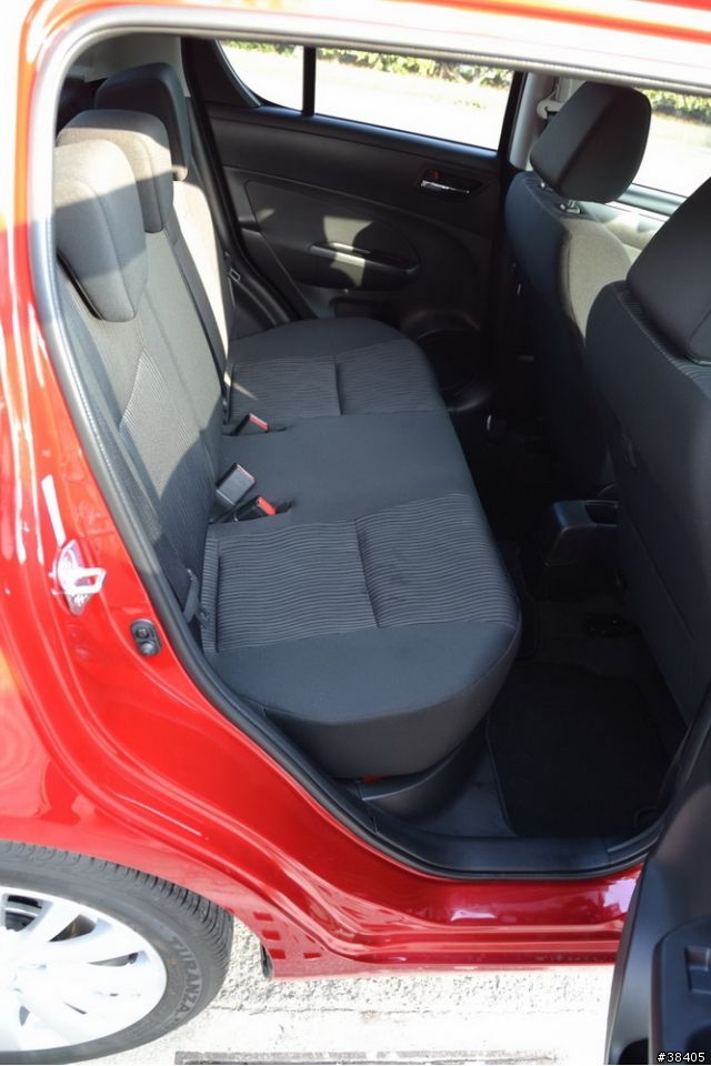 [分享]SUZUKI SWIFT 2011(3/21更新)