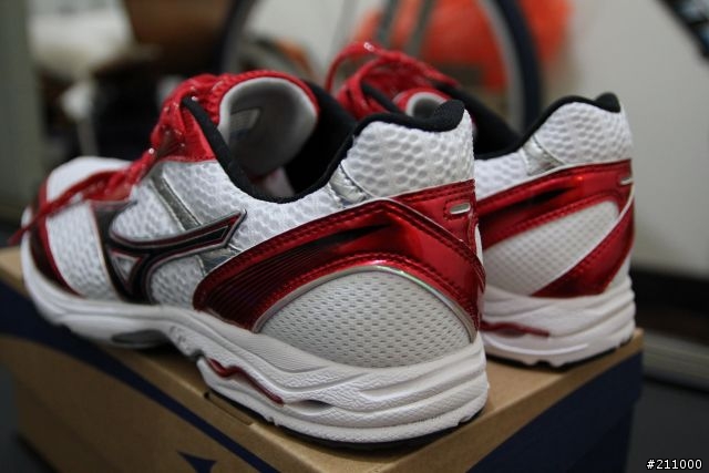 開箱文 : Mizuno Idaten GR 與 Rider14 我的路跑訓練夥伴