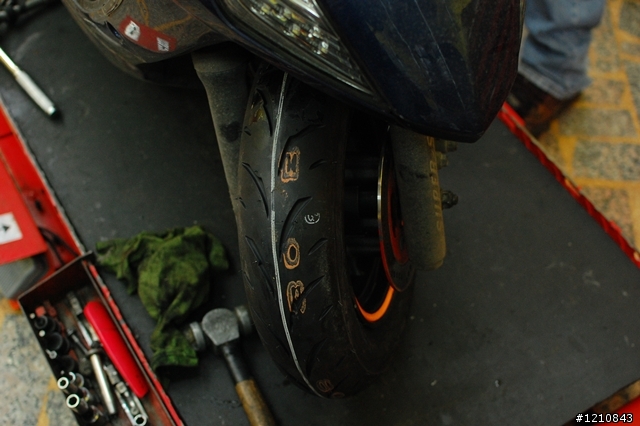[保養分享] GSR 3萬公里保養 --- 更換前後輪，10吋胎車可參考