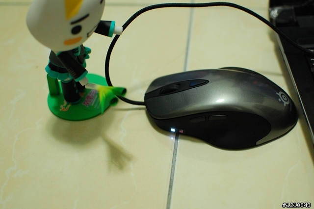 專為競技而生 - SteelSeries Ikari Optical 光學電競滑鼠 分享