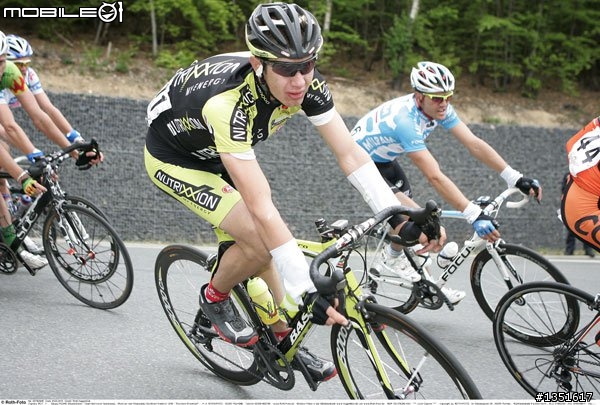 [分享] BASSO ASTRA TEAM EDITION  (2010環中國賽黃衫車)