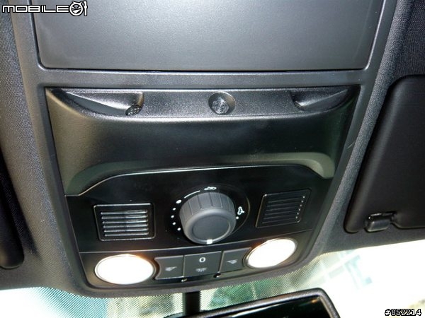 GOLF R 簡易開箱文~~(圖多!請耐心等候)