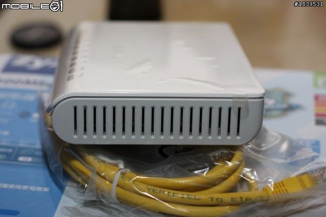 【開箱文】合勤 NBG 4615 極速法拉利III NETUSB 無線路由器
