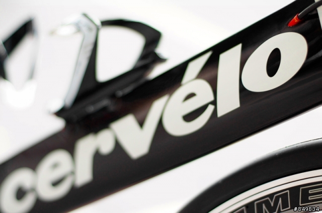 [7.01kg] Cervelo SOLOIST CSC車隊版碳纖維公路車架，誕生全記錄。
