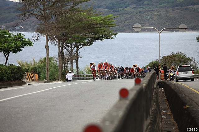 2011環台賽第八站0327台東--森林公園,水往上流