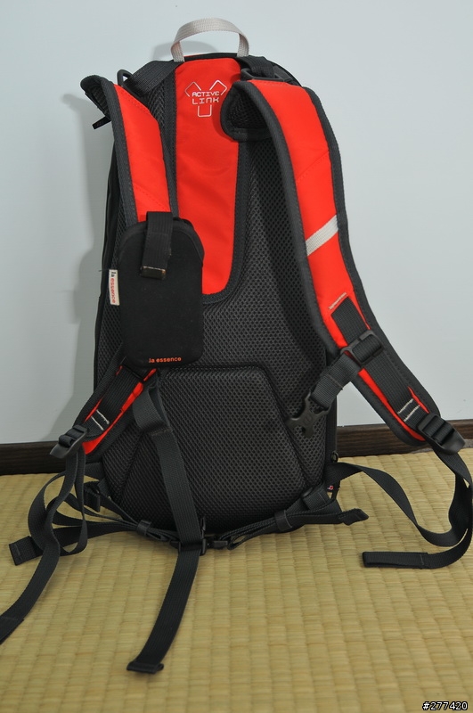 [不專業分享]  BERGHAUS  REMOTE  8+4  一款實用的單車背包