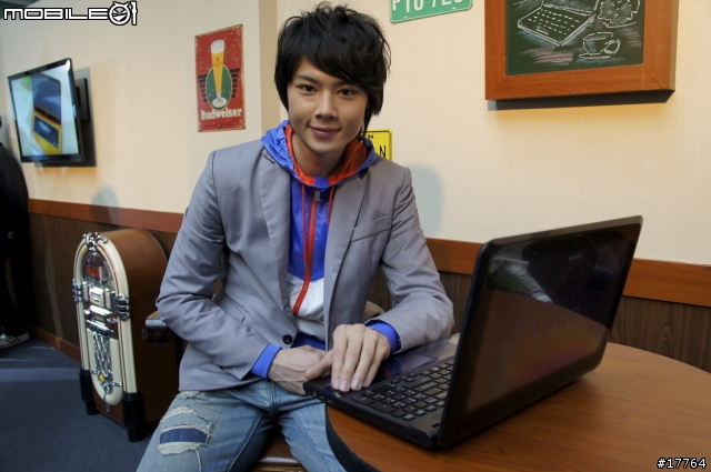 【分享】新．發型 2011 VAIO 發表會
