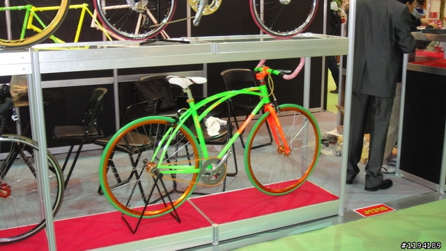 (分享)2011 台北自行車展實況轉播....欣賞一下!!
