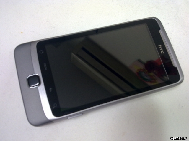 HTC Desire Z 開箱！