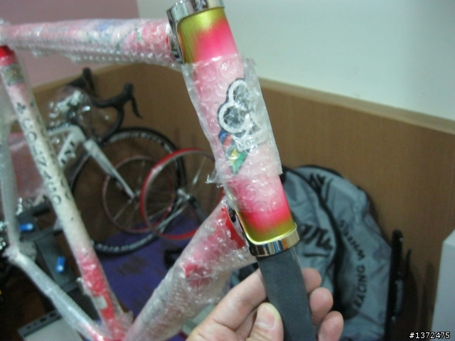 [分享]DIY組車全紀錄-Colnago可樂果鋼管車.....近200張圖片,請慎入--想學組車請進喔!