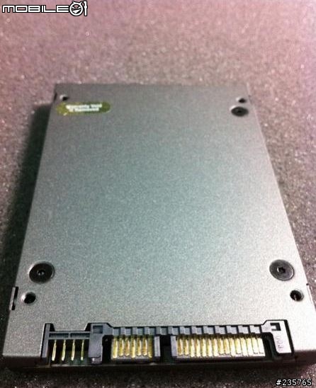 [開箱測試文]]第一次的ssd...Kingston SSDnow 100 V+ 64GB！