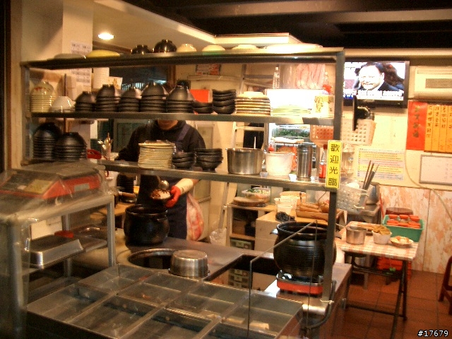 新竹人情味五顆星的私房小吃—東門市場內的愛國屋小吃店