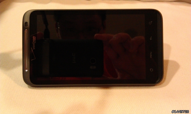 HTC Thunderbolt 4G 之新手開兩箱