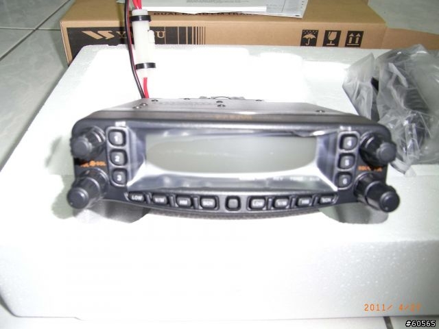 [簡易開箱] YAESU FT-8800R 雙頻雙監聽 無線電 車載機