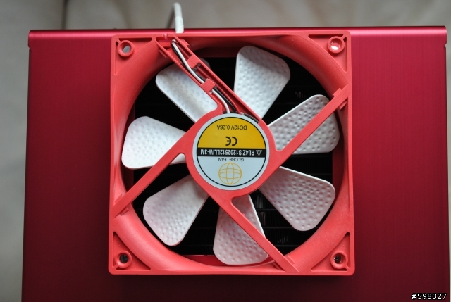[心得分享] 迷你ITX桌機也能豪華點: 聯力PC-Q08R 照吃 i5-2500K + HD 5870 2GB