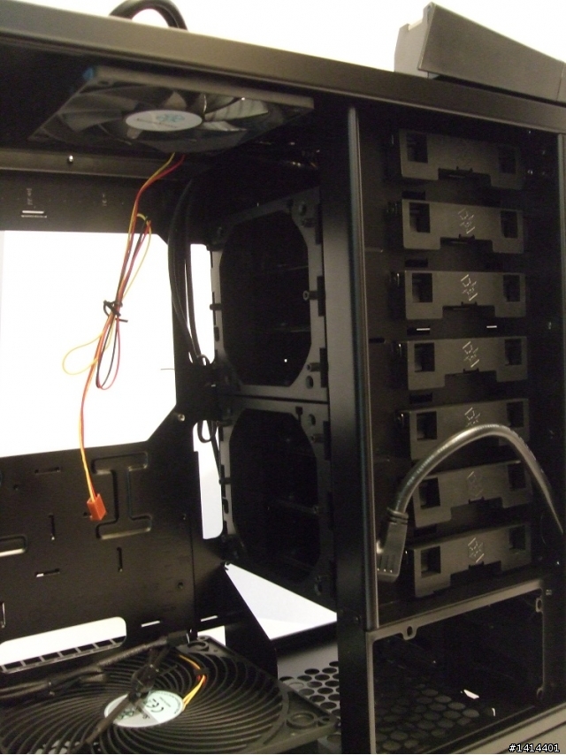 [開箱] 烏鴉RV03，I7的新家