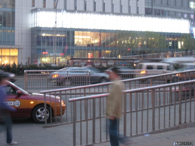 我來我見我真服  One night in 北京