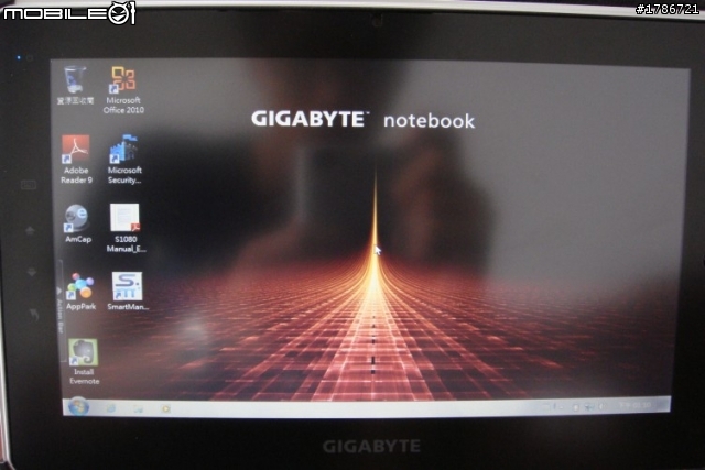 GIGABYTE S1080 平板電腦 [開箱文] + 未上市的基座照片