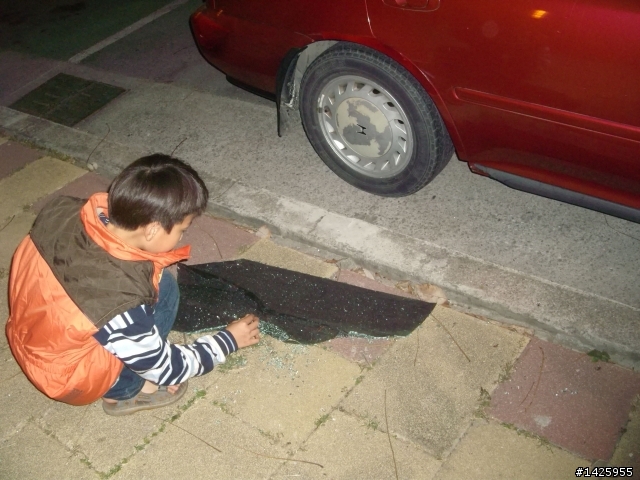 坐高鐵時停車請小心.....