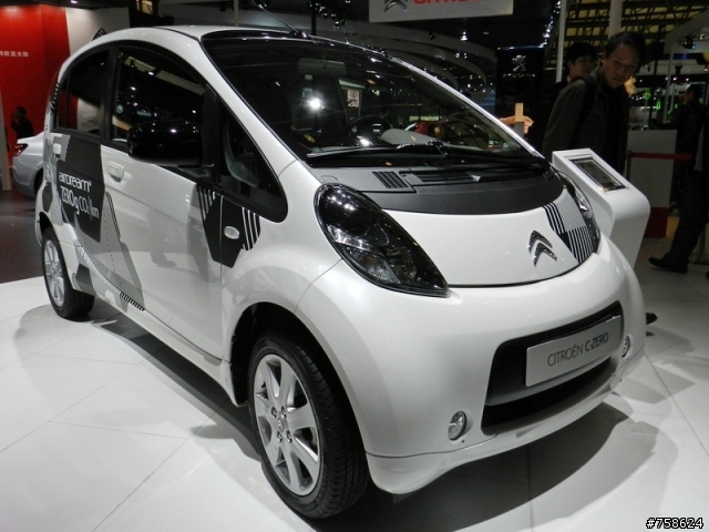 NIKON Coolpix P500之2011上海車展概念車測試照