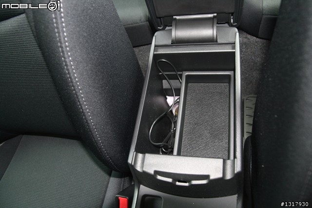 2011 Mazda3 2.5 - 美規槍藍色 - 過了四個月才開箱