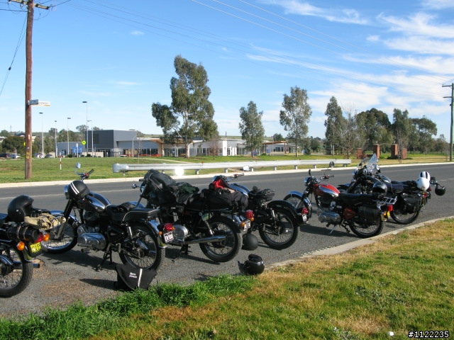 2010遊記 [澳洲ROYAL ENFIELD RALLY]