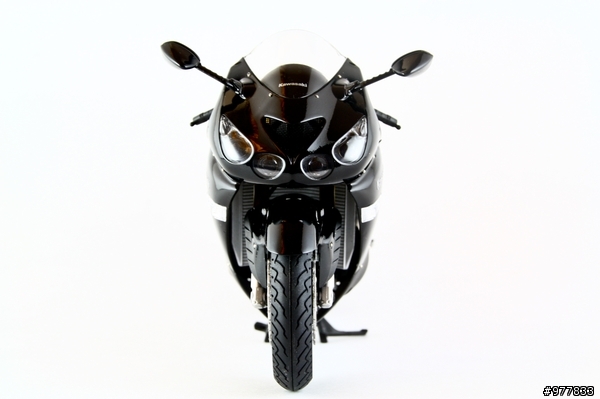 王者再臨 Kawasaki ZZR1400