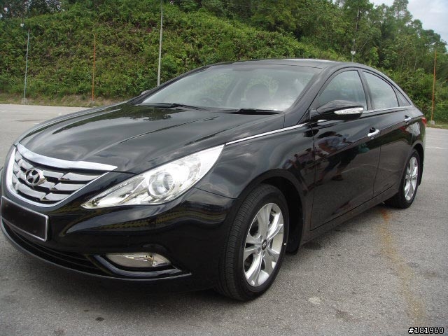 HYUNDAI  i45  2000cc   隨便照開箱文