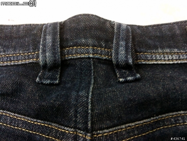 [分享] 低調好褲DIESEL VIKER-R-BOX  8Y0