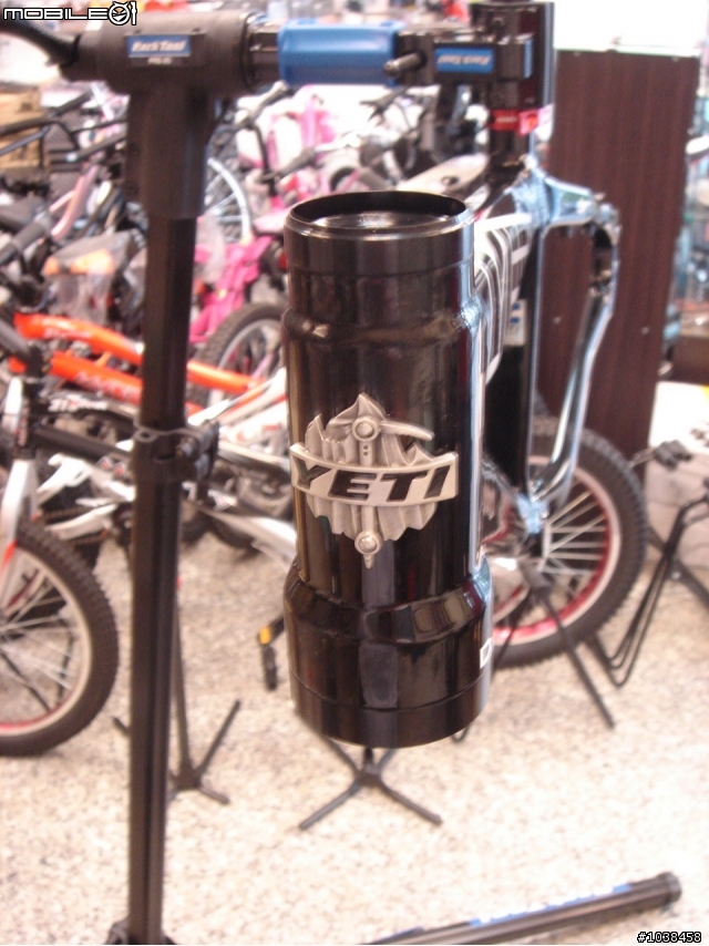 [分享]土坡車 YETI Dirt Jumper  圖多