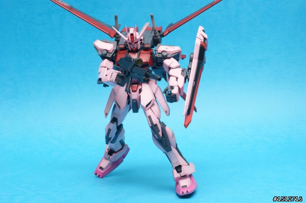 【作品分享】1/100 MG 嫣紅攻擊鋼彈