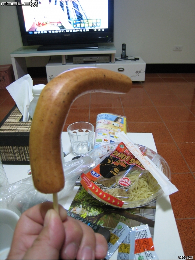 小七的巨砲熱狗一點都不方便外帶