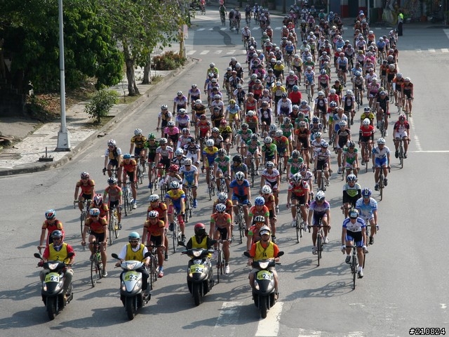 2011 AMD環花東自行車賽起跑照片