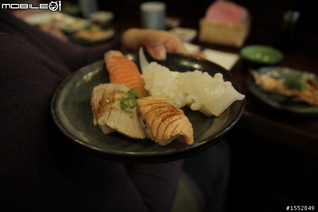 新莊市[鮭鮮人]壽司專賣店 "平價與精緻都滿足"