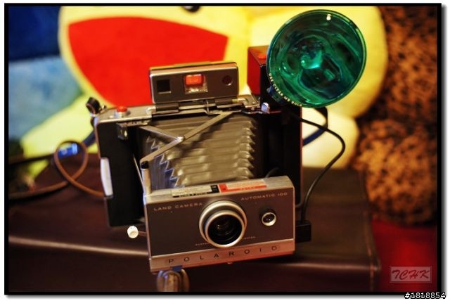[遲了48年的開箱文] POLAROID 100