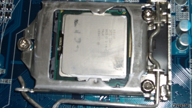 請問買到工程版(ES)cpu，已經報案並且取得三聯單，接下來將由警方調查。