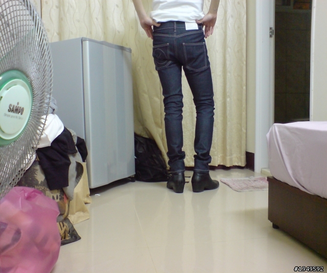 [分享] OVERKILL SKINNY TYPE DENIM 原色褲