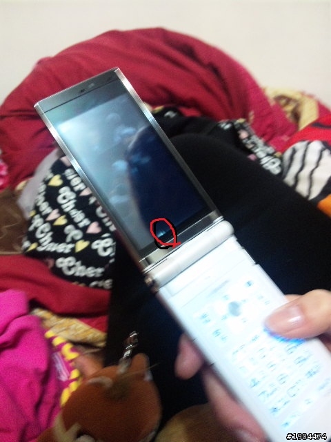 求救!!!!我的F01C螢幕.....