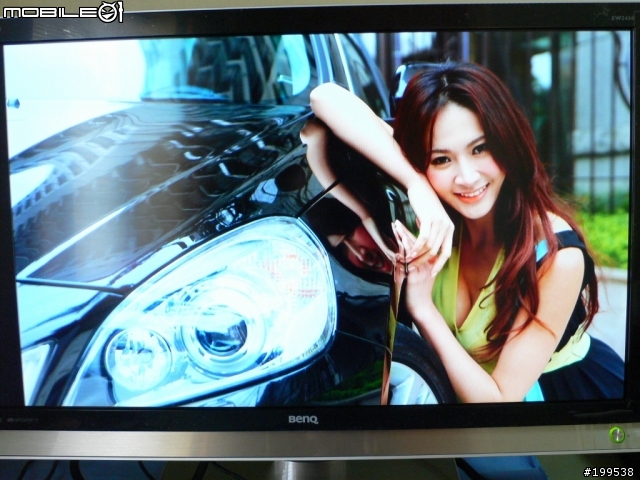 【開箱文】 BenQ EW2430V 快速開箱