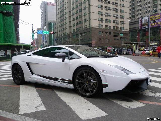 ☆ 中壢SOGO巧遇~Lamborghini Gallardo LP570-4 Superleggera ★