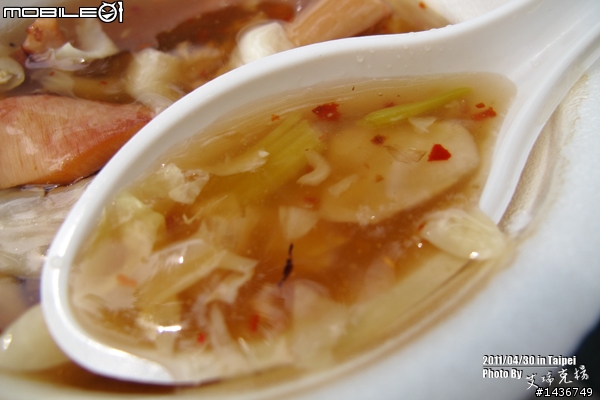 板橋黃石市場生炒魷魚、蘿蔔糕和芋頭Q